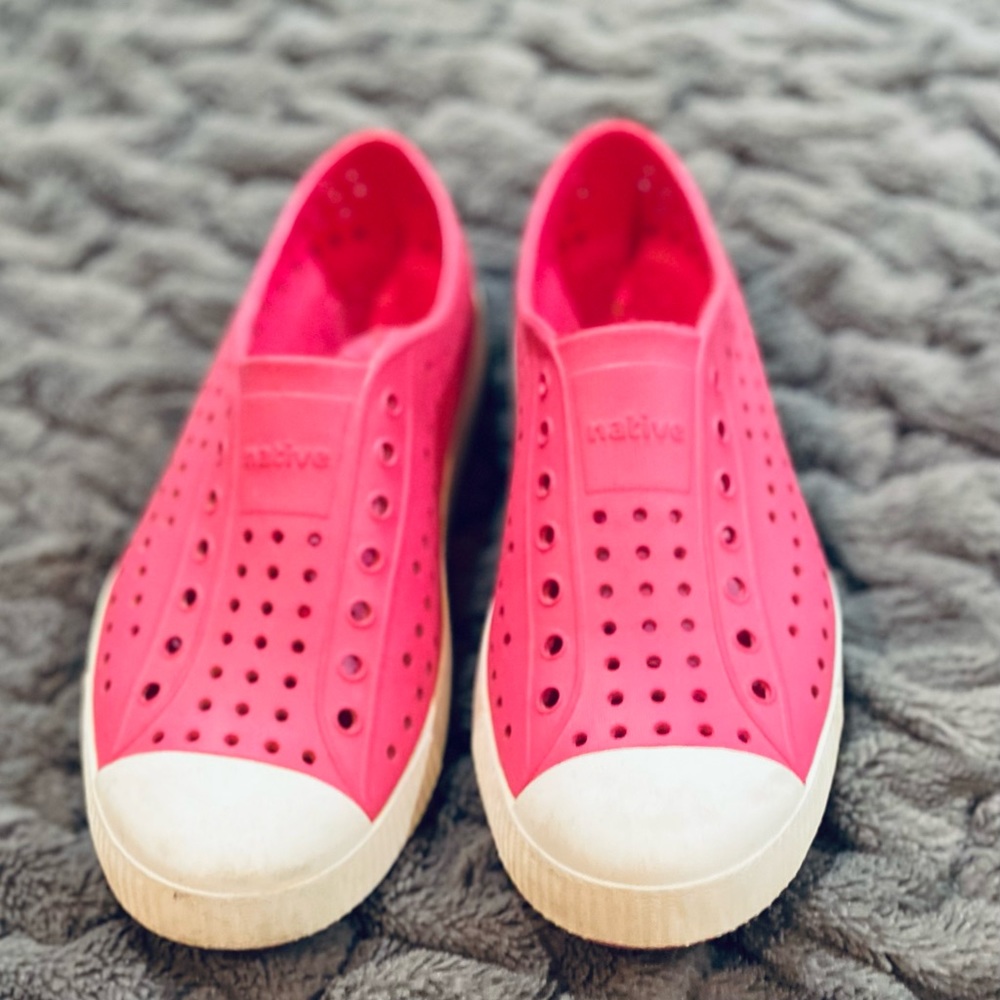 Pink Native size J5